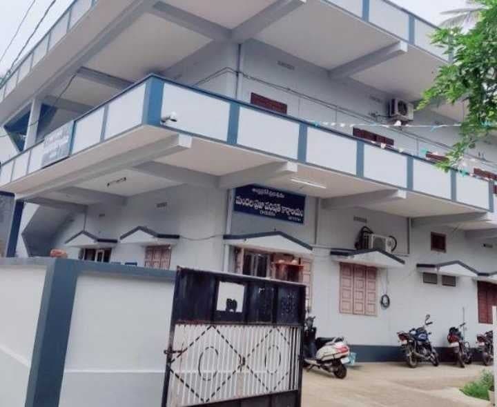 రాయవరంలో 79 నామినేషన్లు అర్హత - Udayam