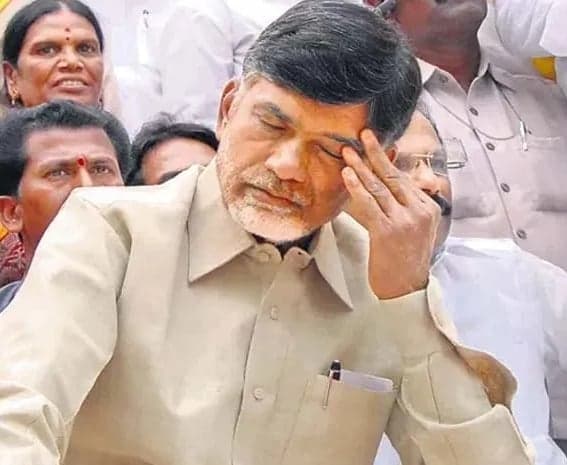 జిల్లా పర్యటనల కోసం సీఎం రూ.44.62 కోట్లు ఖర్చు - Udayam