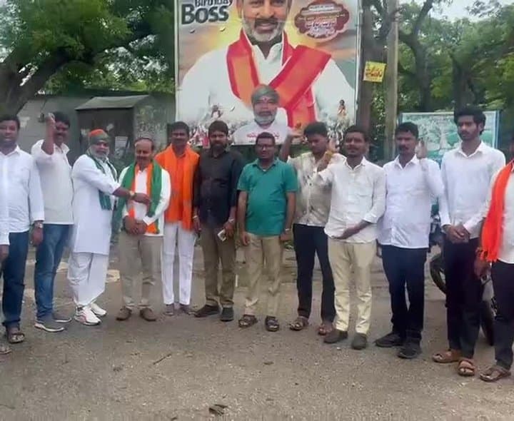 సాయిని మల్లేశంకు బీజేపీ నాయకుల స్వాగతం - Udayam