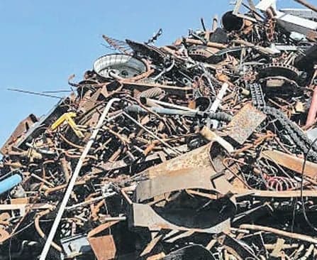 తుక్కు మాఫియాకు సిబ్బంది సహకారం - Udayam