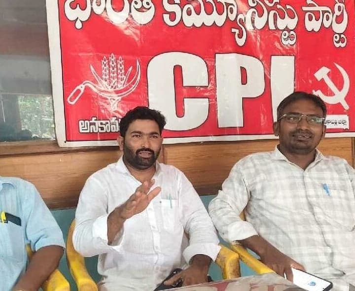 పెన్షన్ దరఖాస్తుల గడువు పెంచాలి - Udayam