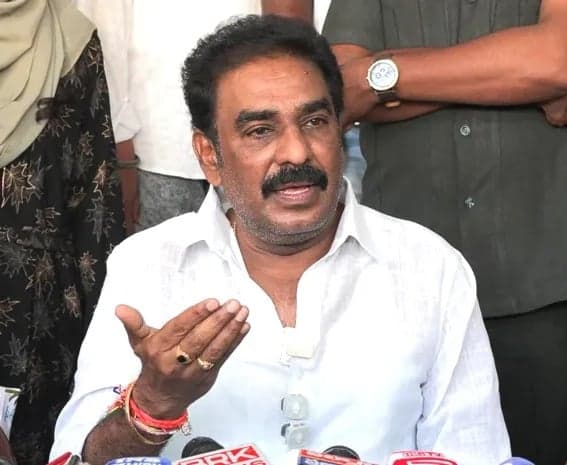 పోలీసులపై పిన్నెల్లి రామకృష్ణారెడ్డి విమర్శలు - Udayam