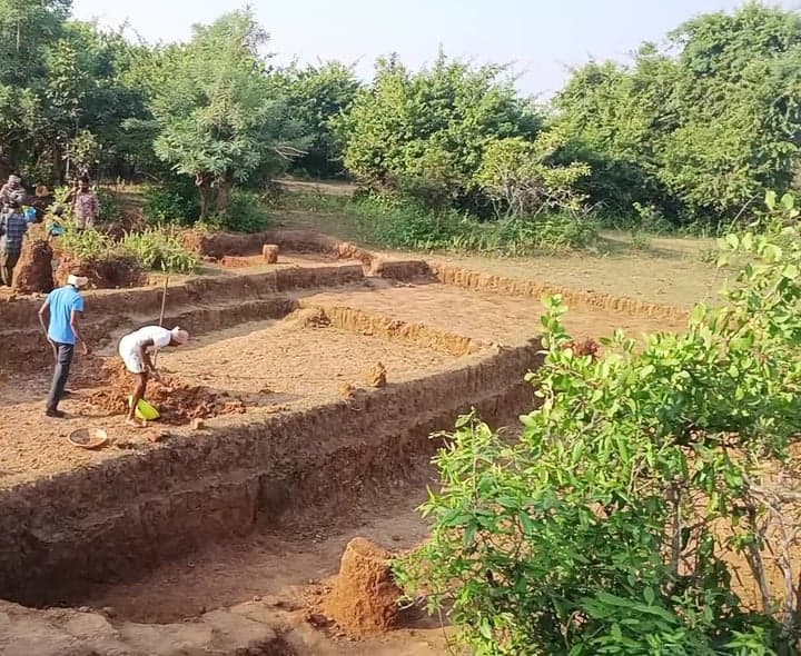 రైతు కూలీలకు ఉపాధి పనులతో భరోసా - Udayam