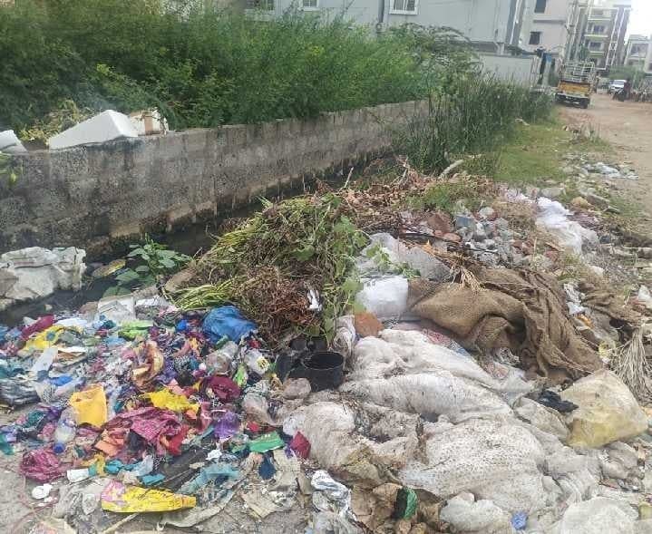 రామవరప్పాడులో చెత్త రాజ్యం..!