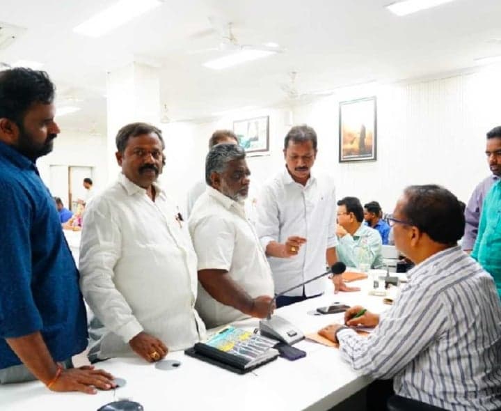 కడప డీలిమిటేషన్పై రివ్యూ కోరిన నేతలు - Udayam
