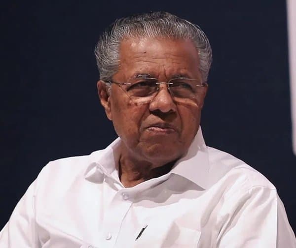 కేరళ మాజీ సీఎం పినరయి విజయన్ నివాసంలో ఈడీ సోదాలు - Udayam Digital