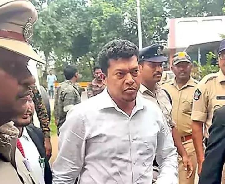 అప్పలరాజు పోలీస్ కస్టడీకి - Udayam Digital