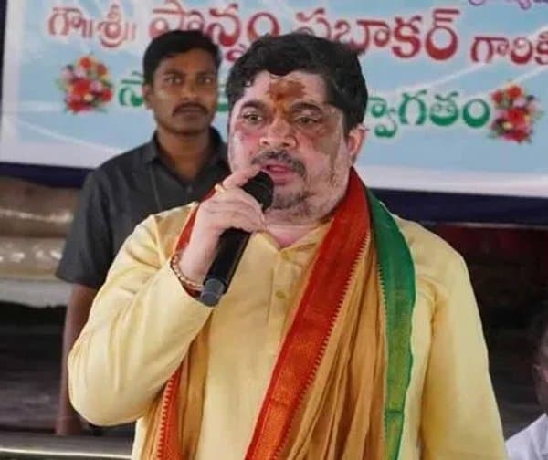 ఆయిల్ పామ్ సాగుపై దృష్టి పెట్టండి: మంత్రులు పొన్నం, వివేక్ - Udayam Digital