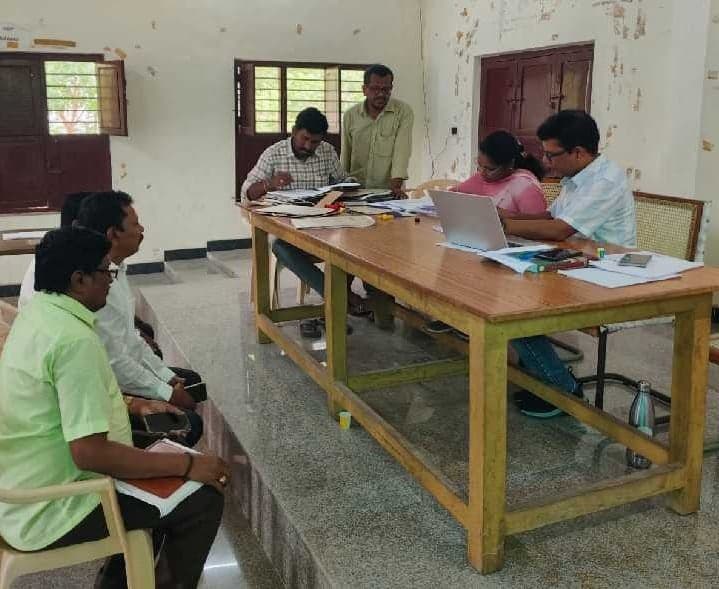 కె.వి.పల్లిలో 14 MPTC నామినేషన్లు తిరస్కరణ - Udayam