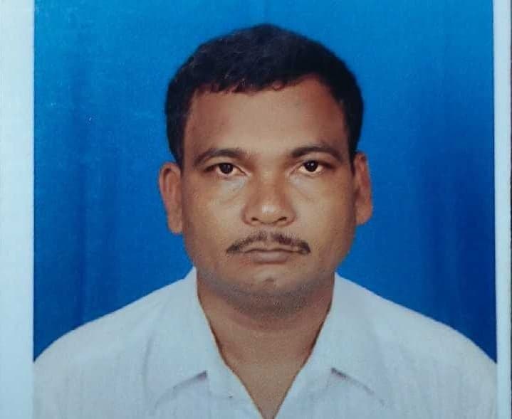 గుడివాడలో బైక్ స్కిడ్.. వ్యక్తి మృతి - Udayam