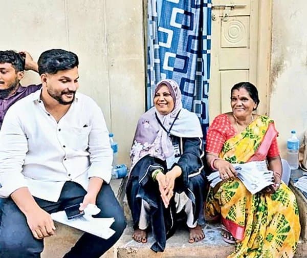 ఓటరు సర్వేలో గందరగోళం! - Udayam Digital