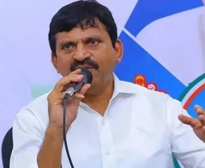 కౌన్సిలర్లకు మంత్రి పొంగులేటి హెచ్చరిక - Udayam Digital