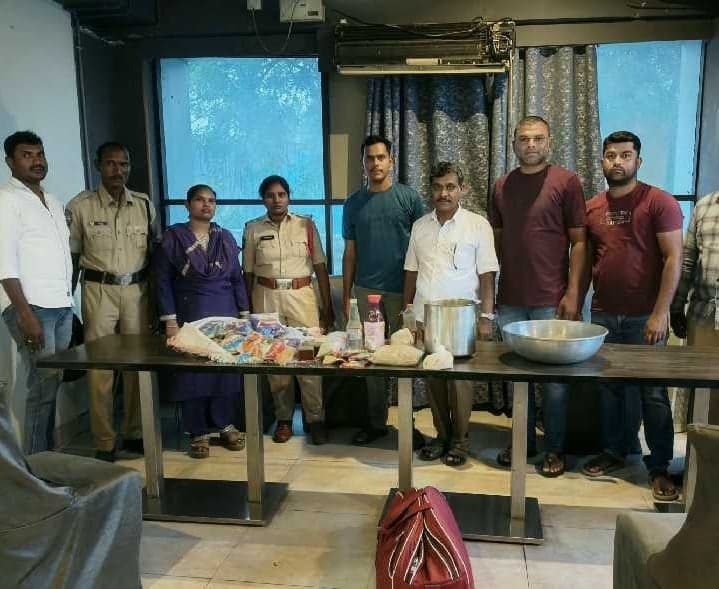 కింగ్స్వే రెస్టారెంట్లో తనిఖీలు - Udayam