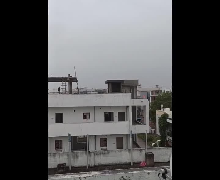 కోరుట్లలో అర్నబ్ తుఫాన్ ప్రభావం - Udayam
