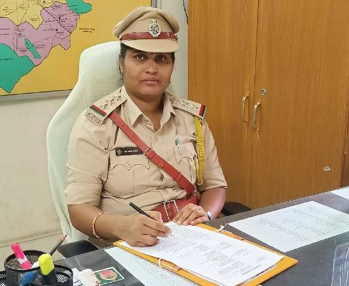 రాజంపేటలో మద్యం దుకాణాలకు నేడే గడువు - Udayam