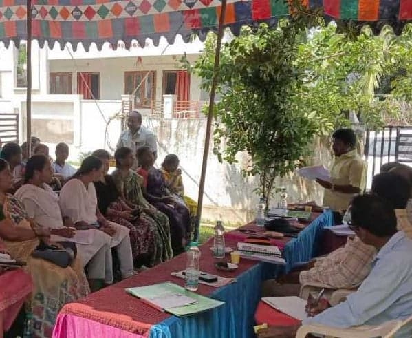 తాళ్లరేవులో ఉపాధి హామీ పనులపై ఆడిట్ - Udayam