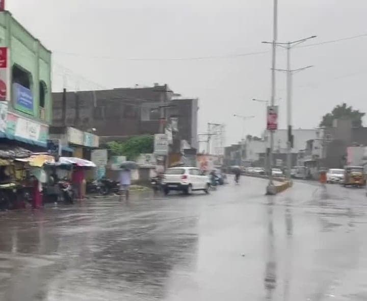 వీరఘట్టంలో 2.2 సెం.మీ. వర్షం - Udayam