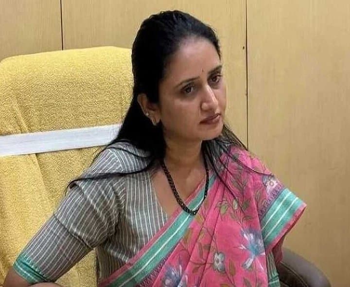 అనంత మార్కెట్ యార్డు సంతకు రూ.3.06 లక్షల ఆదాయం