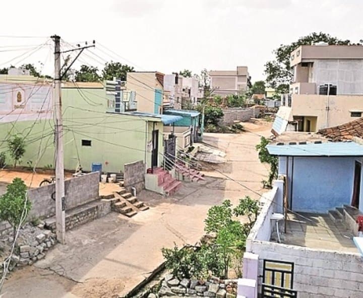 ప్రభుత్వ ఉద్యోగాలకు చిరునామాగా మారిన చీలాపూర్ గ్రామం - Udayam Digital