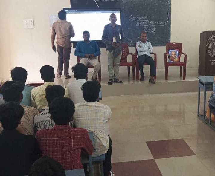 సీతానగరం కళాశాలలో విశ్వనాథ జయంతి