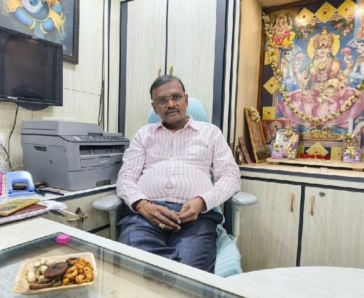 ప్రొద్దుటూరు టౌన్ బ్యాంక్ సిబ్బందిపై ఫిర్యాదుకు ఆదేశం - Udayam
