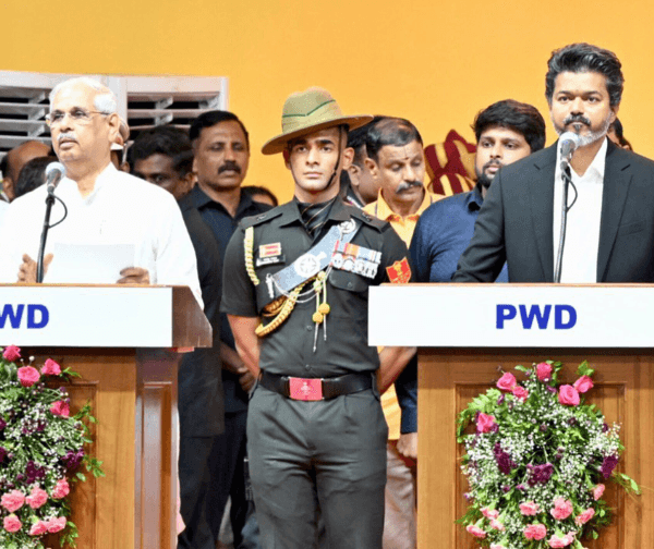 సీఎం విజయ్పై డీఎంకే ఫైర్!