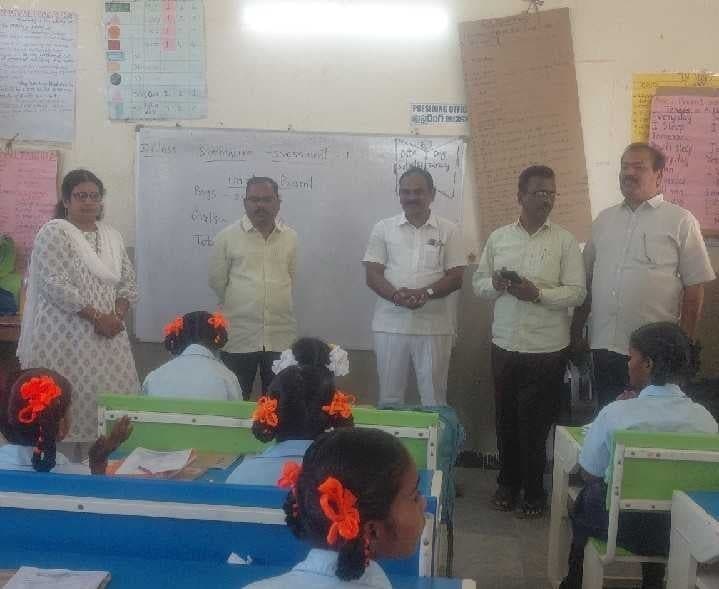 రేవల్లి పాఠశాలలను సందర్శించిన DEO - Udayam