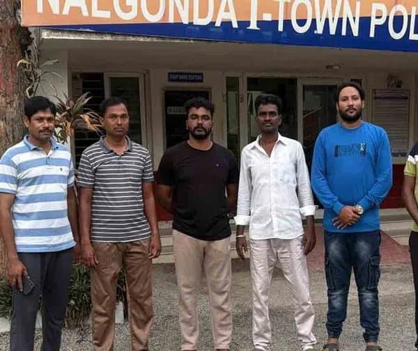 ముందస్తు అరెస్టులతో ఉద్యమాన్ని ఆపలేరు - Udayam Digital