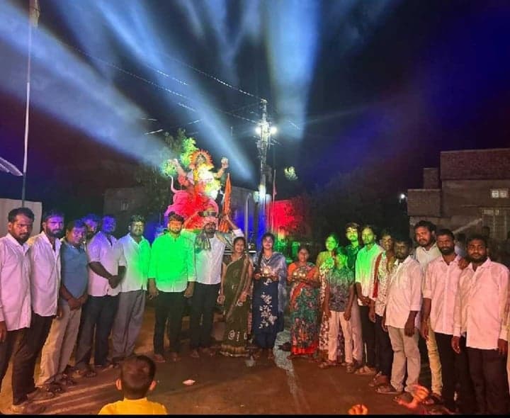 రూ.21 వేలకు గణేశ్ లడ్డూ - Udayam