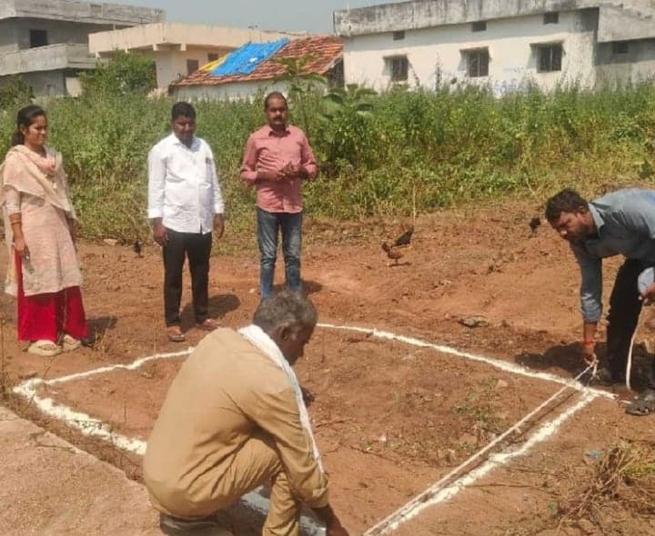 నిర్మల్లో నీటి వృథాకు అడ్డుకట్ట - Udayam