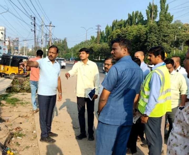 కాప్రాలో అభివృద్ధి పనులు వేగవంతం చేయాలి - Udayam