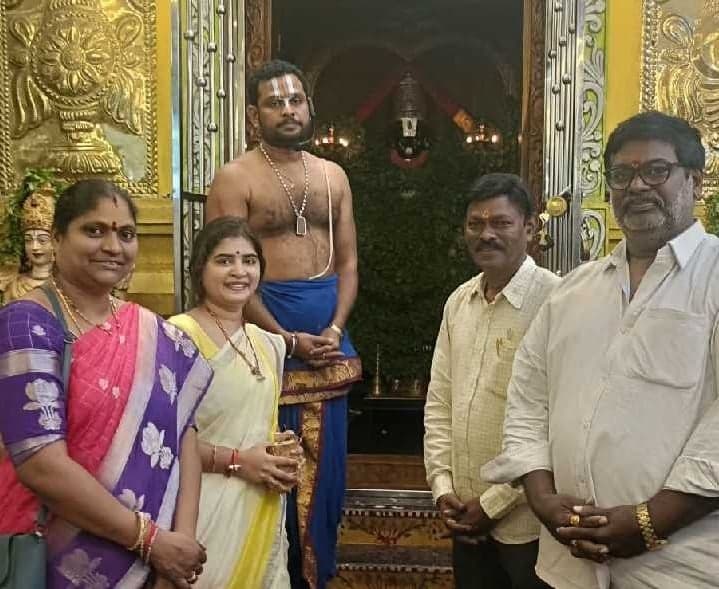 వేంకన్న స్వామిని దర్శించుకున్న టీడీపీ అభ్యర్థి - Udayam