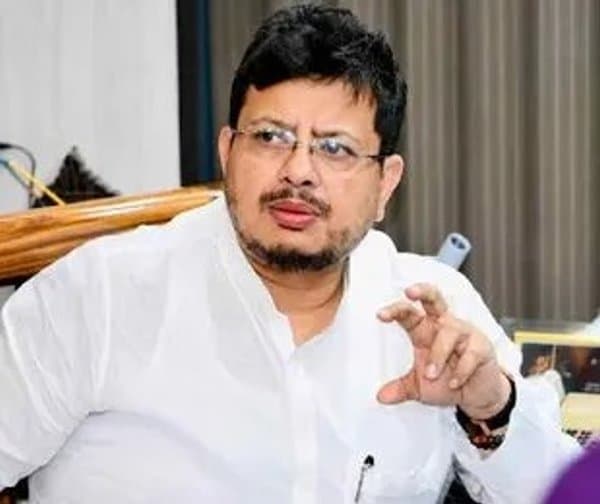 దీదీకి షాక్ ఇస్తున్న రెబెల్స్ - Udayam Digital