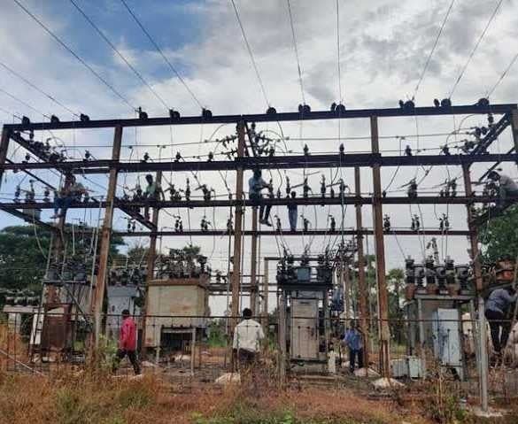 చేవెళ్లలో నేడు సాయంత్రం 6 వరకు విద్యుత్ కోత - Udayam