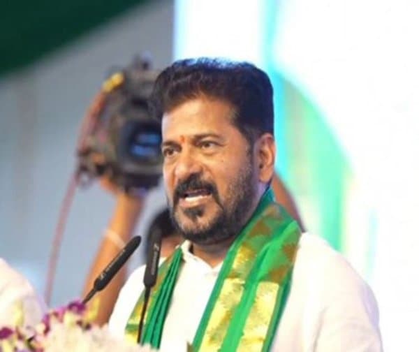 పసిడి ధరలను మించిపోయిన రంగారెడ్డి భూముల విలువ: సీఎం రేవంత్ రెడ్డి - Udayam Digital