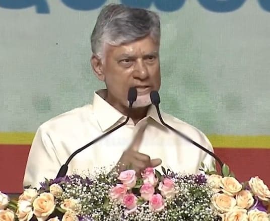 వివేకా హత్య.. అంతిమ లబ్ధిదారుడెవరో తేలిపోయింది: చంద్రబాబు - Udayam