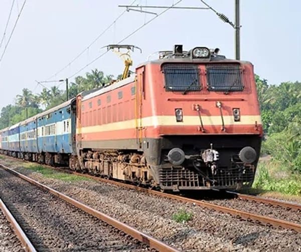 రైల్వేలో పెరిగిన జరిమానాలు - Udayam Digital