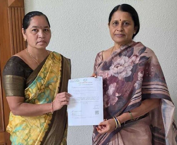 నిమ్స్ బాధితుడికి సీఎమ్ఆర్ఎఫ్ పత్రం అందజేత - Udayam