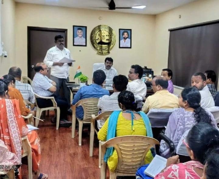 జోన్-10లో ఎన్నికల ఏర్పాట్లపై సమీక్ష - Udayam