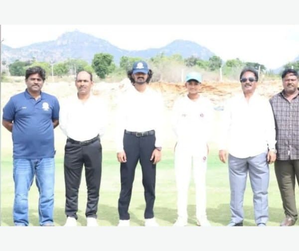 క్రికెట్ సమరం: వాల్మీకిపురంలో అండర్-16 పోటీలు - Udayam Digital