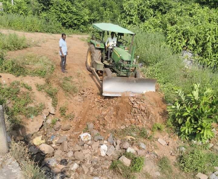 పెగడపల్లిలో బతుకమ్మ ఘాట్ల వద్ద ఏర్పాట్లు - Udayam
