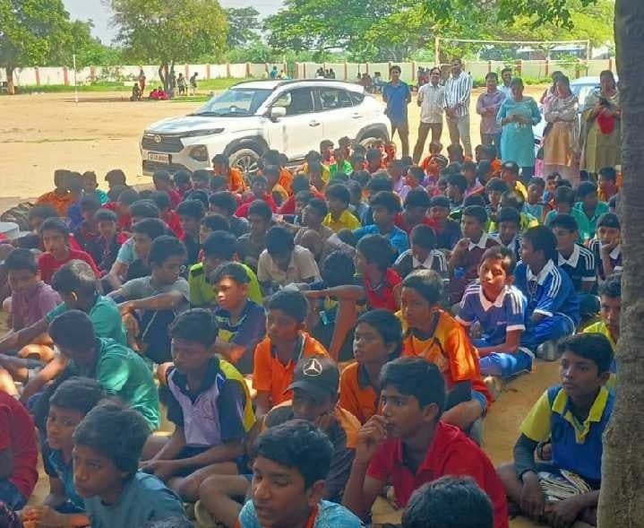ఖో-ఖో పోటీలకు బంగారుపాళ్యం విద్యార్థులు ఎంపిక - Udayam