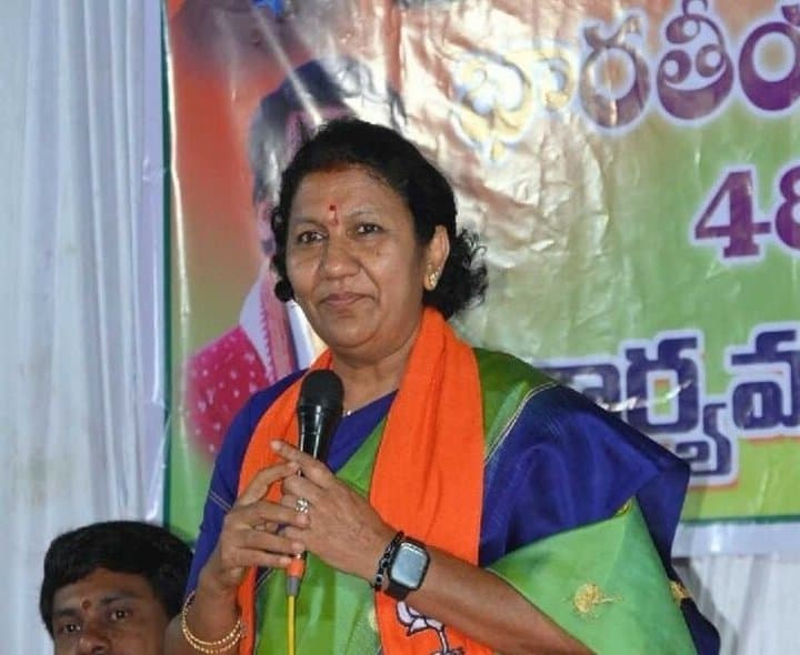 ఓటు మన ఐదేళ్ల భవిష్యత్తును నిర్ణయిస్తుంది: పద్మ