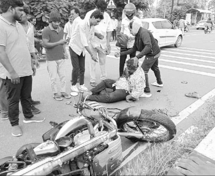 తేతలిలో రోడ్డు ప్రమాదం.. వ్యక్తి మృతి - Udayam