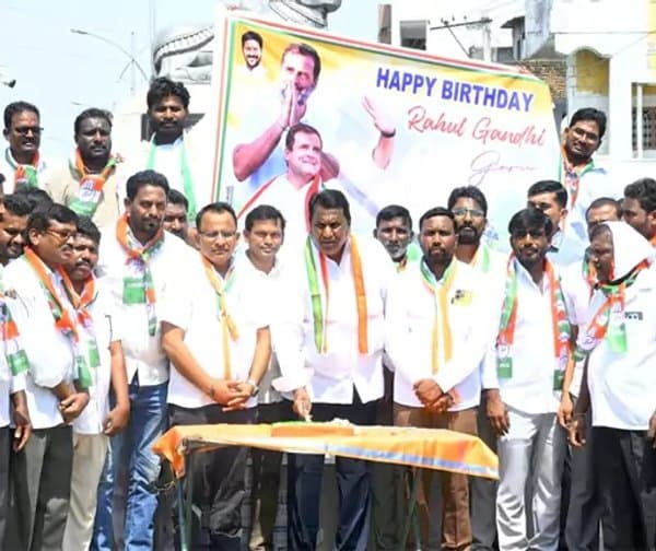 రాహుల్ గాంధీని ప్రధానిగా చూడటమే లక్ష్యం - Udayam Digital