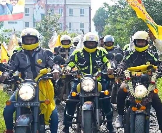 వారణాసికి చేరిన సేవా సంకల్ప్ యాత్ర - Udayam