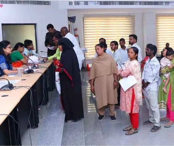ప్రజావాణి అర్జీలను గడువులోగా పరిష్కరించాలి - Udayam Digital
