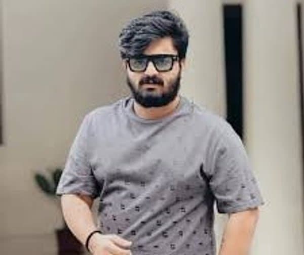 బండి భగీరథ్ ముందస్తు బెయిల్ పిటిషన్ ఉపసంహరణ - Udayam Digital