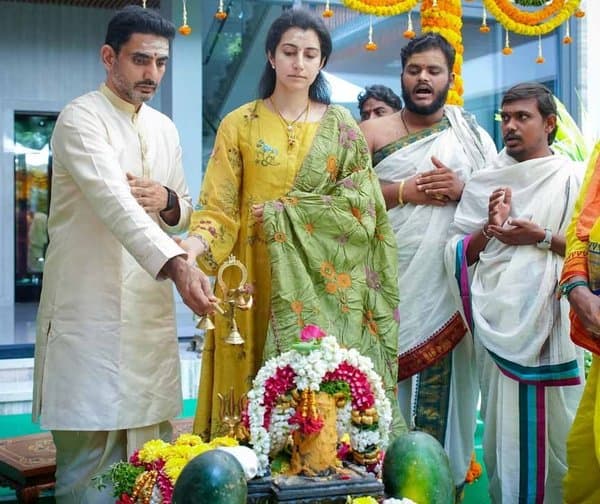 లోకేశ్ దంపతుల శివారాధన: ప్రత్యేక రుద్రాభిషేకం