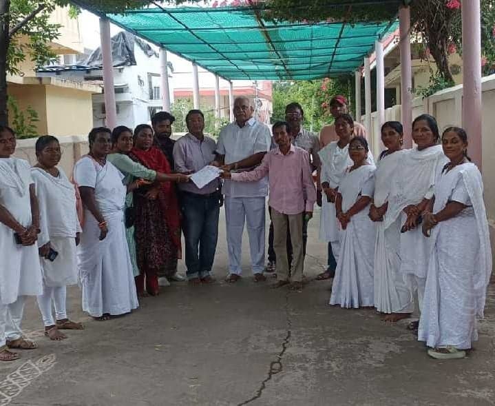 ఎన్హెచ్ఎం సిబ్బంది డిమాండ్లపై కోనప్పకు వినతి - Udayam